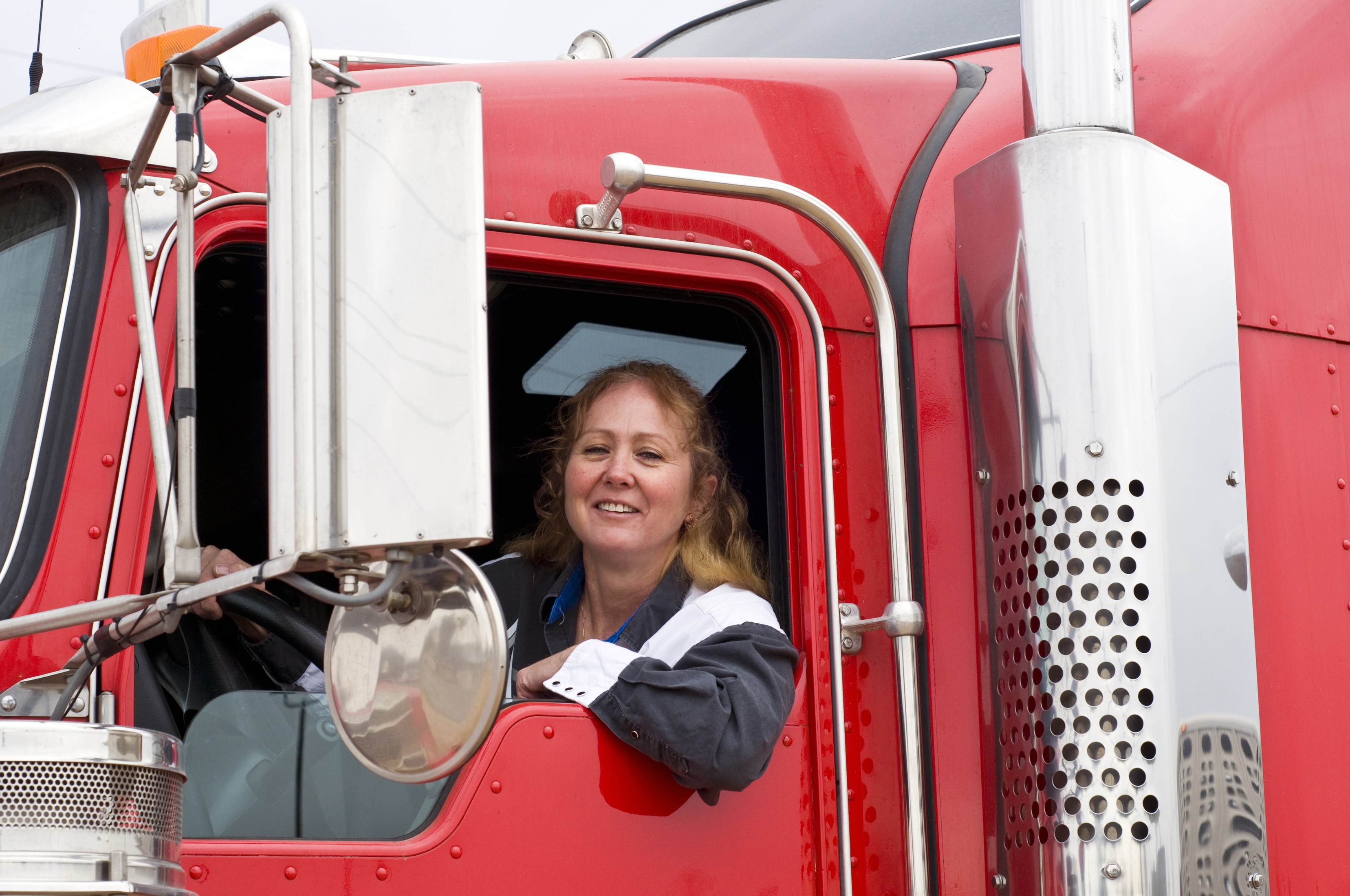 History of Women in the Trucking Industry | iGlobal LLC